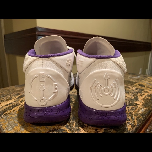 Kobe AD Mid “Baseline” - Picture 2 of 4